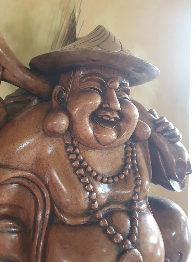 ambitie Vertrouwelijk vuist Happy Lachende Boeddha Beeld van Hout uit Bali | Lotus Art